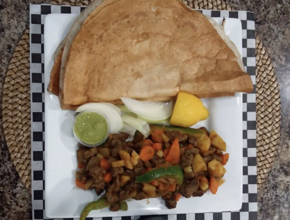 Anjeero with Beef Suqaar